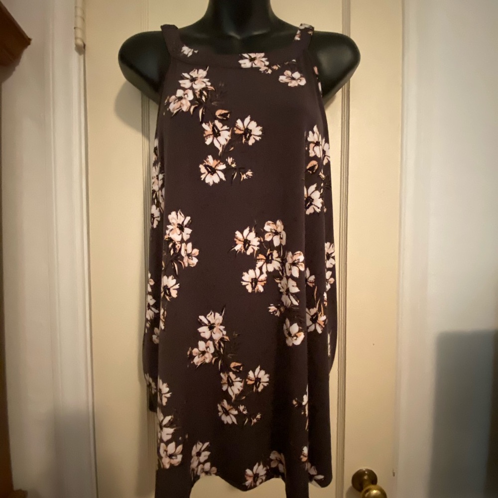 Torrid high neck sleeveless top